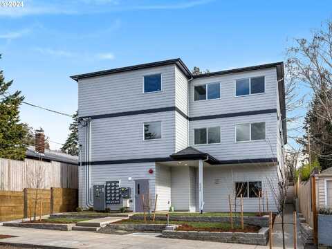 232 NE 61ST AVE, Portland, OR 97213