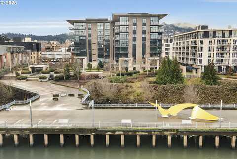 1830 NW RIVERSCAPE ST, Portland, OR 97209