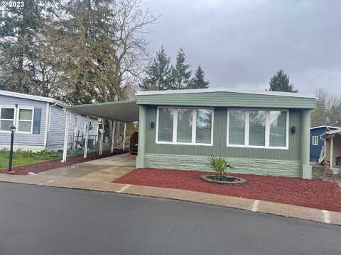 570 N 10TH AVE, Cornelius, OR 97113