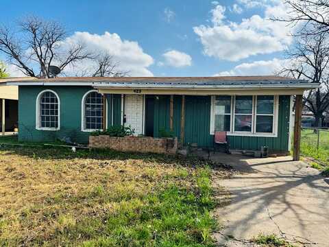 423 E 26th St, San Angelo, TX 76903