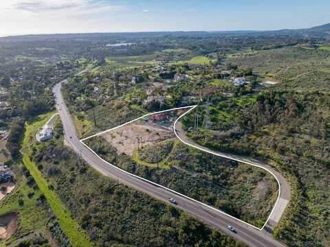 7087 Rancho Santa Fe View Court, Rancho Santa Fe, CA 92067