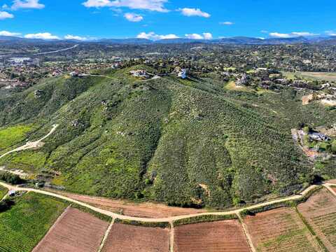 Sierra Linda Dr, Escondido, CA 92025