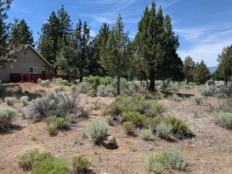 Unit 8-2 Lot 23 Lakeside Drive, Weed, CA 96094