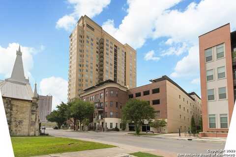 215 N Center St, San Antonio, TX 78202