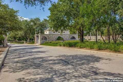 18 VIEWPARK, San Antonio, TX 78230