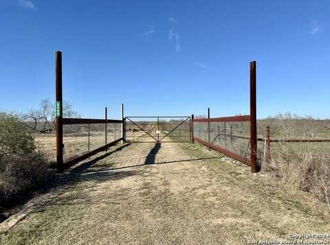 5369 CR 332, Jourdanton, TX 78026