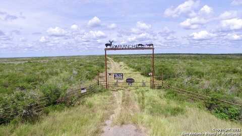 5832 Highway 16, Freer, TX 78384