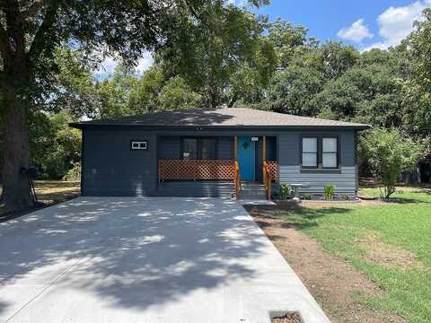 439 East La Fayette Street, La Grange, TX 78945