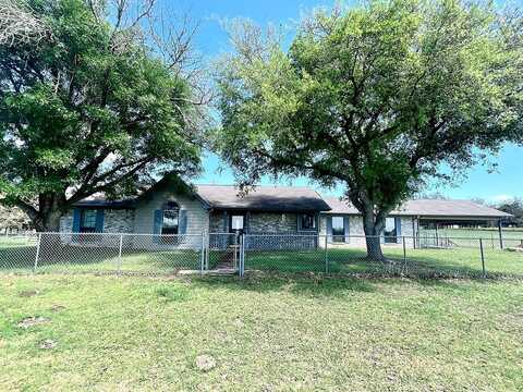 1252 County Road 106, Paige, TX 78659