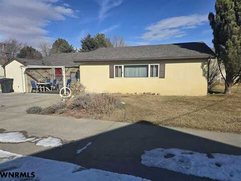 3004 AVENUE D, SCOTTSBLUFF, NE 69361