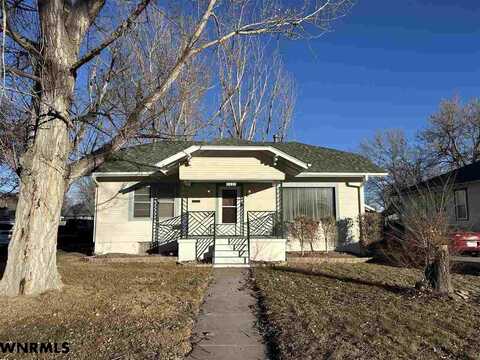 2431 AVENUE B, Scottsbluff, NE 69361