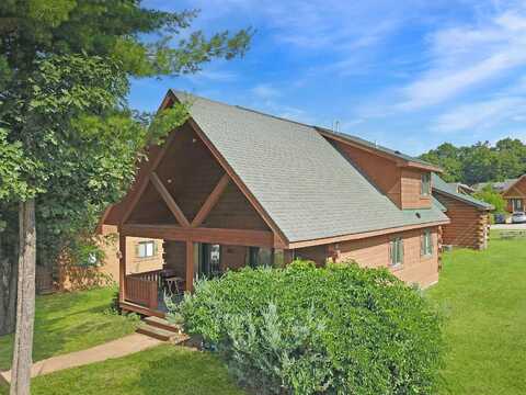 817 Waterslide Court, Warren, WI 54666