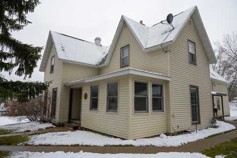 505 S Main Street, Necedah, WI 54646