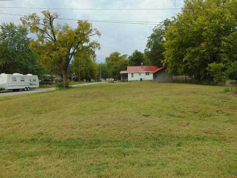 305 E Elm, Clinton, MO 64735