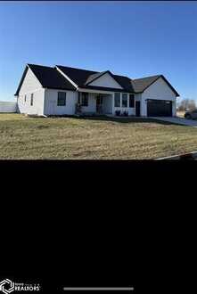 102 W Buxton Circle, Albia, IA 52531