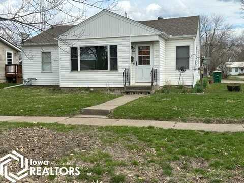 911 S 5th, Fairfield, IA 52556