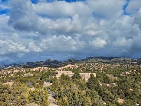 57 Polmood Farm, Santa Fe, NM 87506