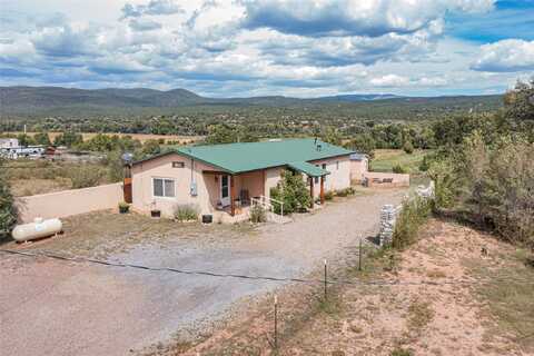 19 Laguna Drive, Pecos, NM 87552