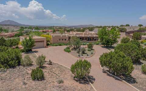 34 Calle Capulin, Santa Fe, NM 87507