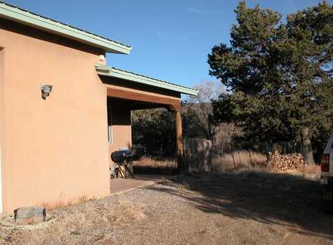 4 Red Hills, Santa Fe, NM 87505