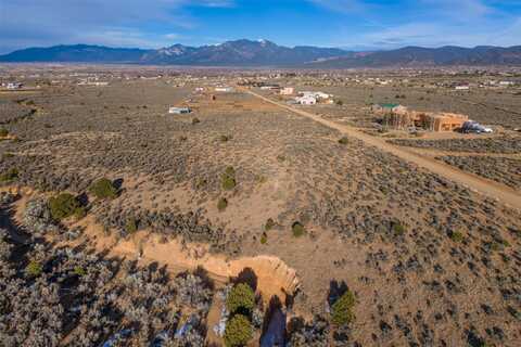 Lot 4 Camino Golondrina, Ranchos de Taos, NM 87557