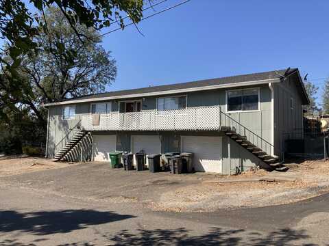 2092 Rosamond Ave, Shasta Lake, CA 96019