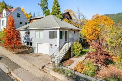 4301 Cedar Avenue, Dunsmuir, CA 96025