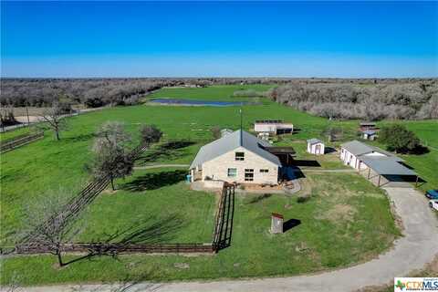 381 County Road 400, Flatonia, TX 78941