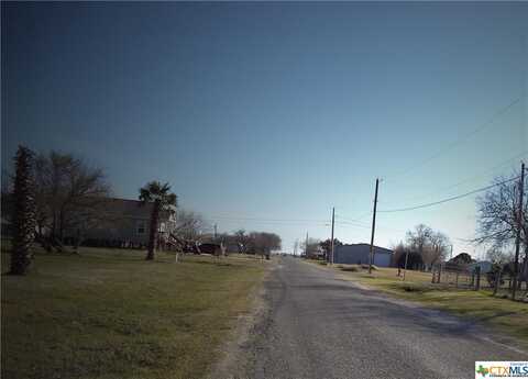 1409-1411 W Washington Avenue, Seadrift, TX 77983