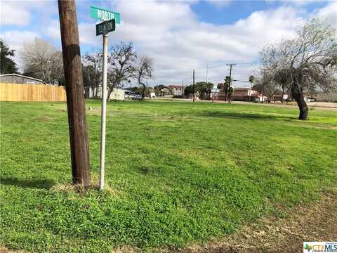 100 North Street, Cuero, TX 77954