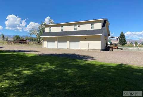 812 Piva Road, CHALLIS, ID 83226