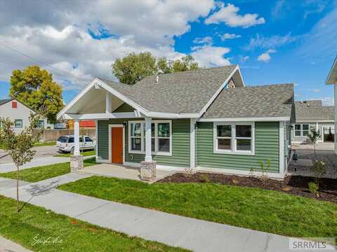 382 N 8th Avenue, POCATELLO, ID 83201