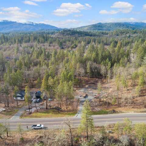 1442 Ellison Loop, Merlin, OR 97532