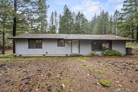 415 Colin Road, Grants Pass, OR 97527