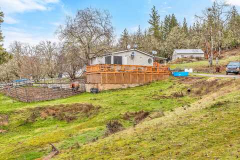 20960 Antioch Road, White City, OR 97503