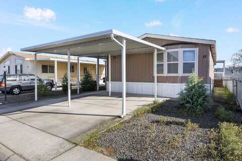 3501 Avenue C, White City, OR 97503