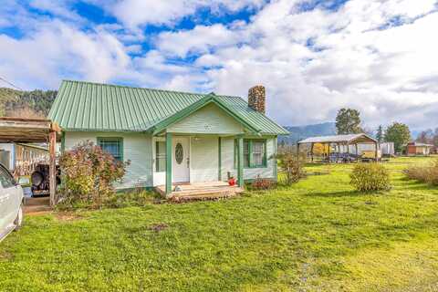 4359 Canyonville-Riddle Road, Riddle, OR 97469