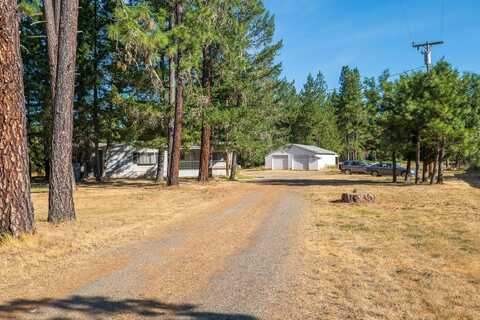 190 Martin Road, Cave Junction, OR 97523