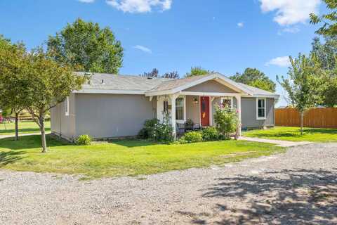 20474 N Main St, Carey, ID 83320