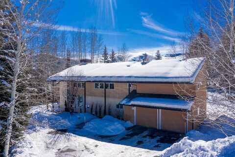 205 Morningstar Rd, Sun Valley, ID 83353