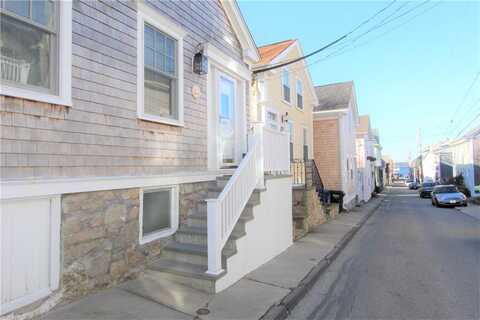 39 Pope Street, Newport, RI 02840