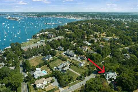 8 Beacon Hill Road, Newport, RI 02840