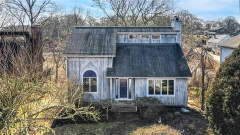 262 Wood Hill Road, Narragansett, RI 02882