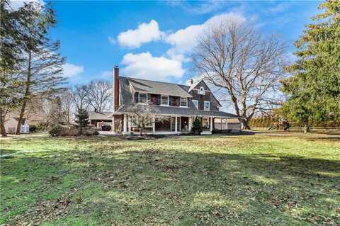 211 Rumstick Road, Barrington, RI 02806