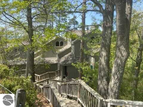 29D Brook Hill, Glen Arbor, MI 49636