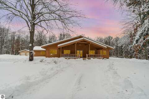 3646 Townline, Omer, MI 48749