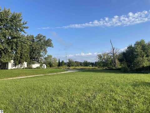 3126 W Remus Road, Mount Pleasant, MI 48858