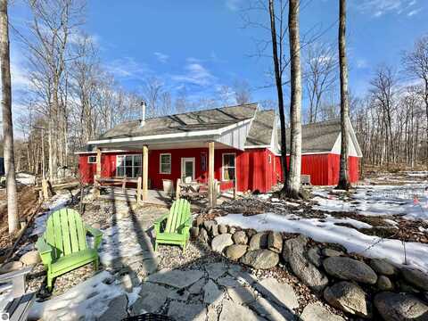 2144 N Jacobson Road, Suttons Bay, MI 49682