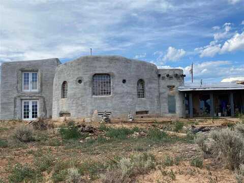 4 N Valerio Road, El Prado, NM 87529