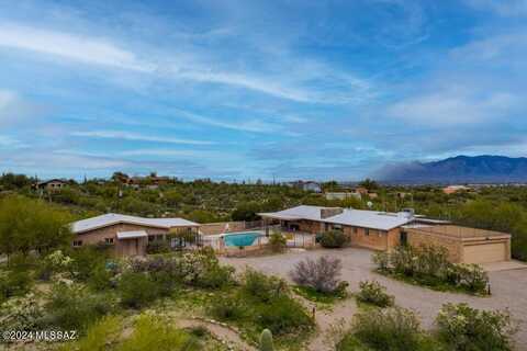 2405 N Summit Drive, Tucson, AZ 85745